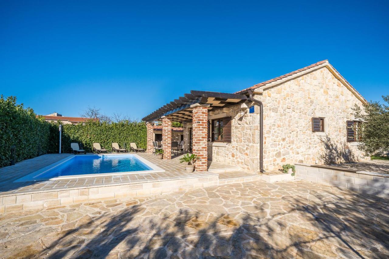 Holiday Home Sandra Sukošan Exteriér fotografie